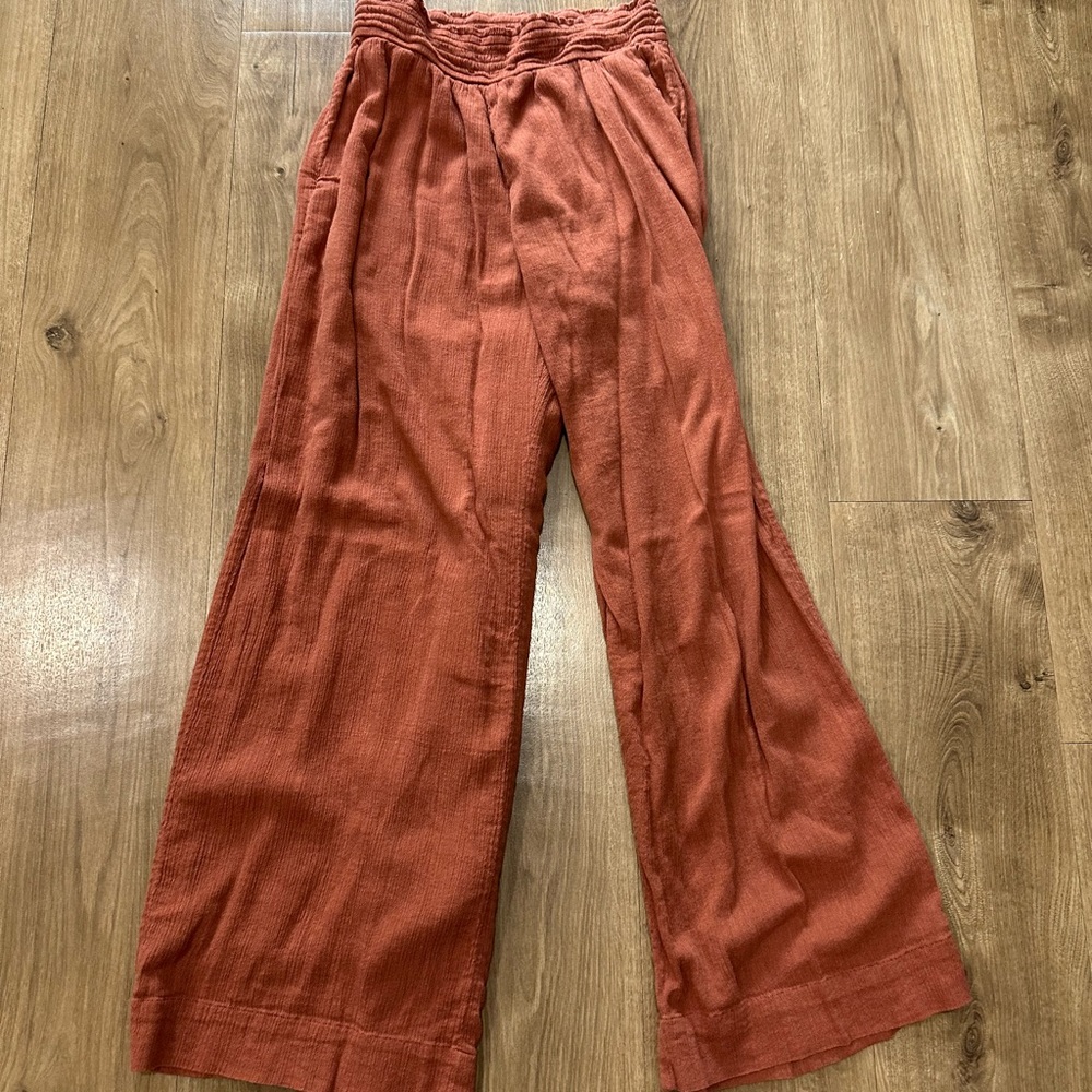 Rust Wide-Leg Pants - Picture 2 of 2